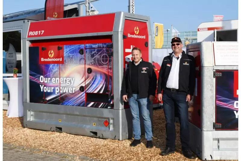 Power nach Bedarf liefert Bredenoord auf Baustellen weltweit. Den direkten Draht zum Kunden pflegen Jan Wedel (l.), Senior Area Manager, und Thomas Börner, Vermieter.