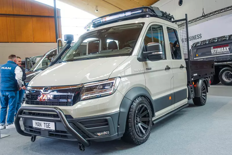 MAN Truck & Bus Deutschland präsentierte auf der NUFAM unter anderem den D30-Power Lion, den eTruck und einen TGE von MAN Individual. Auf der Kommunalmeile ergänzten zwei TGS, zwei TGM und ein weiterer TGE das breite Anwendungsspektrum. Quelle: Treffpunkt.Bau