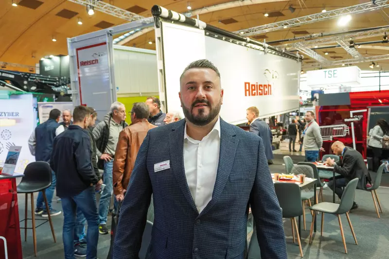 Mit Exponaten der Baureihen Alubox-R und Steelpipe-R zeigte die Reisch GmbH erneut ihre Kompetenz im Fahrzeugbau. Geschäftsführer Artur Neubauer betonte, dass das Unternehmen auch komplexe Sonderlösungen nach Kundenwunsch realisiert. Quelle: Treffpunkt.Bau