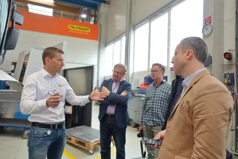 Bei der Werksführung wurden alle Stationen ausführlich erläutert.