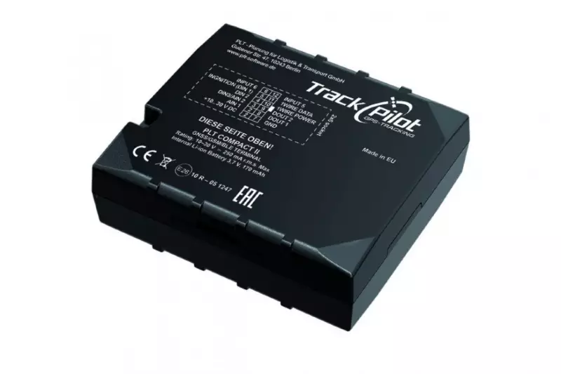 Der GPS-Tracker PLT Compact II wiegt nur 55 g und bietet ein elektronisches Fahrtenbuch mit metergenauer Streckenaufzeichnung. Alternativ gibt es noch weitere Modelle, wie den Compact Easy-Install Baumaschinentracker, welcher in Minutenschnelle installiert werden kann.