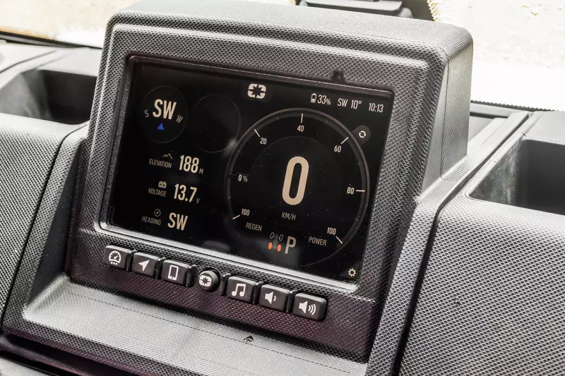 Die Ultimate-Ausstattung des Ranger XP Kinetic umfasst auch einen 18-cm-Touchscreen-Infotainment-Bildschirm, der konfigurierbare Anzeigen zur Überwachung der Fahraktivitäten bietet. Quelle: Polaris
