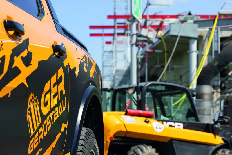 Die Spezialisten der GER Gerüstbau arbeiteten für ein bestmögliches Gerüstkonzept eng mit den PERI Ingenieuren zusammen.
