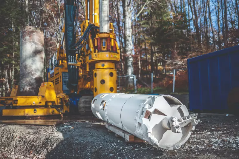 Für das Projekt wurde ein eigens entwickelter Kastenbohrer KBF-K mit Führungsrohr verwendet.
