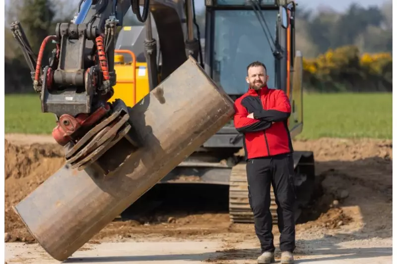 Könner: Der irische Baggerfahrer Eoin O’Connor hat Rototilts Wettbewerb Excavator Hero 2021 gewonnen.