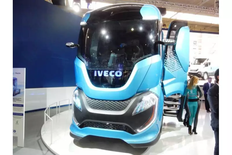 Ein beliebtes Fotomotiv: der futuristische Iveco Z(ero) Truck.