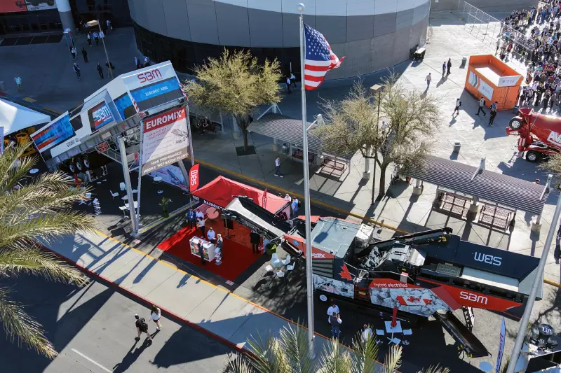 Auf über 240 m² präsentierte SBM erstmals gemeinsam seine mobilen Brecher und Betonmischanlagen auf der CONEXPO-CON/AGG 2026.
