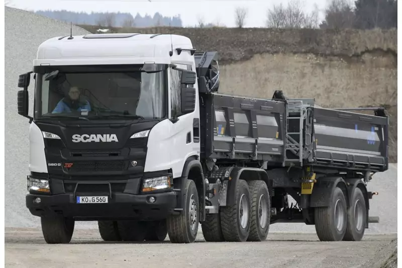 Der 560 markiert die Leistungsspitze der neuen Scania Super 13-l-Motoren. Für 80 t Zug-Gesamtgewicht ist der stärkste 6-Zylinder zugelassen. Quelle: Treffpunkt.Bau