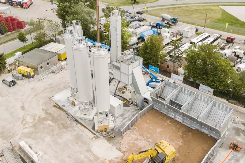 Die mobile Betonmischanlage M 3.0 von Schwing-Stetter wurde auf einer Fläche von weniger als 1.500 m² aufgebaut. Quelle: Schwing-Stetter