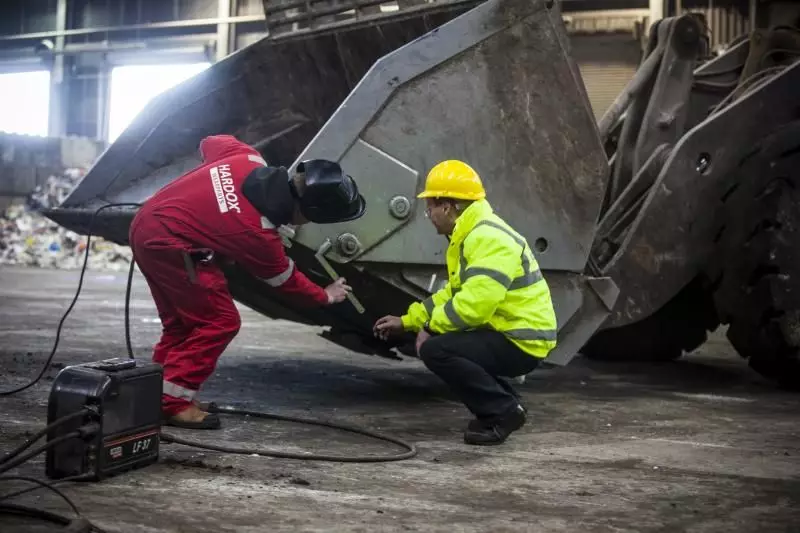 Partner für Bauunternehmungen. Ob Bergbau, Steinbrüche, Erdbewegung, Bau oder Recycling: Hardox bietet für nahezu jede Anwendung Verschleißteile.