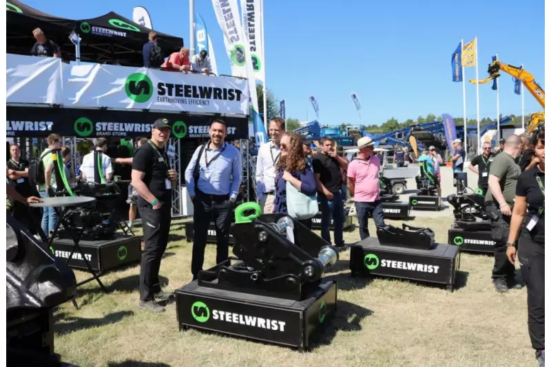 Auf der wichtigsten Baumaschinenmesse in Schweden, der Svenska Maskinmässan, durfte auch Steelwrist nicht fehlen. Das Unternehmen zeigte seine gesamte Anbaugeräterange.