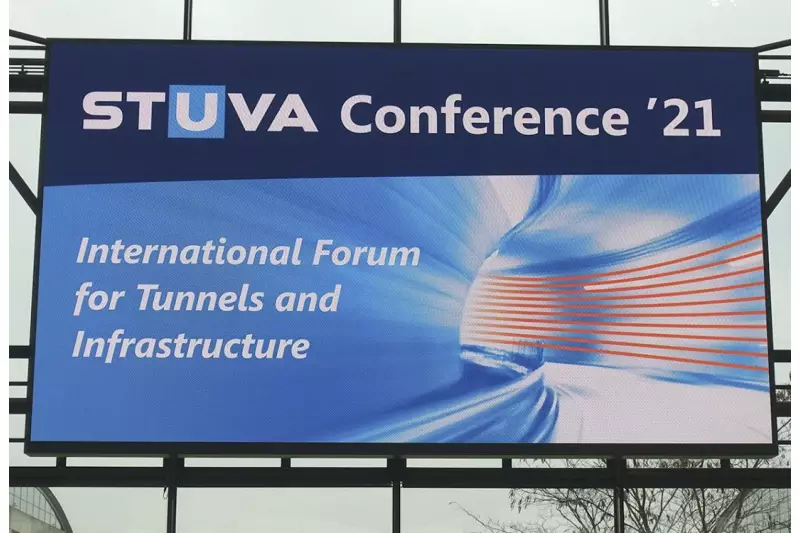 Vom 24. bis 26. November fand in Karlsruhe die STUVA-Tagung statt. Auf der begleitenden Ausstellung, STUVA-Expo, präsentierten zahlreiche Aussteller ihre Lösungen für den Tunnelbau und Infrastrukturprojekte. Quelle: Treffpunkt.Bau