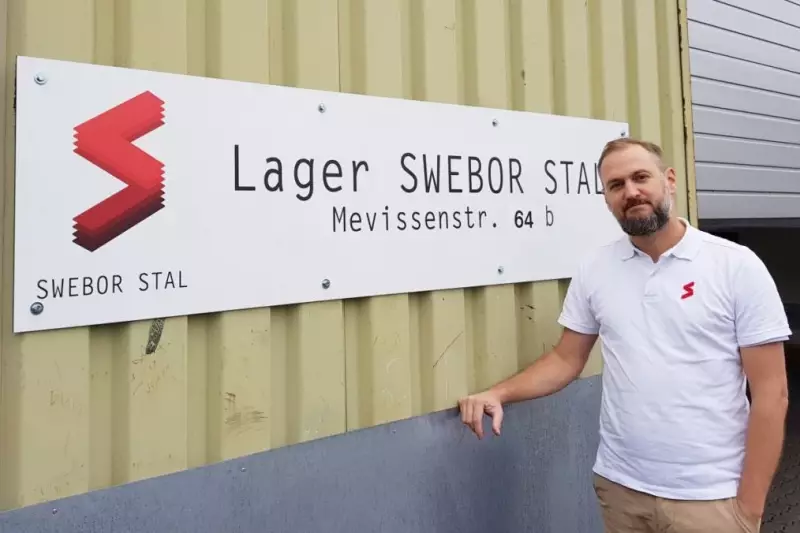 Lars Lorberg stieg bereits während seines Studiums in die Firma seines Vaters
(IVB Manfred Lorberg) ein. Seit 2006 führt er das Unternehmen.