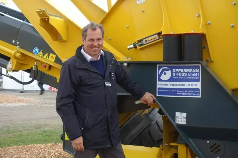 Peter Oppermann hatte gut lachen. Die beiden Maschinen vom Messestand gingen direkt zu ihren neuen Besitzern.