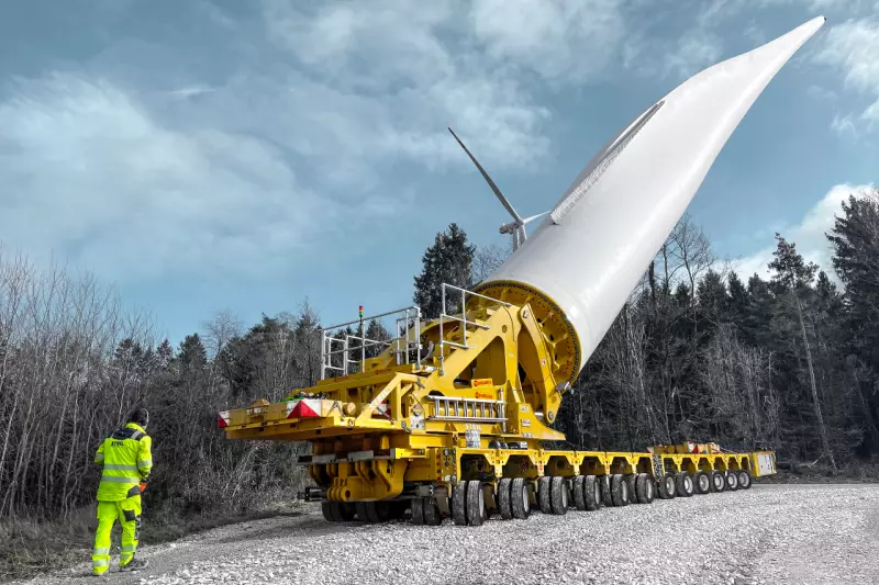 84 Meter misst dieses Rotorblatt. Der Aufstellwinkel von 60° sorgt für maximale Manövrierfähigkeit.
