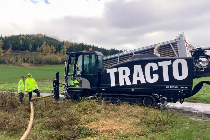 Die 200 kN Jet-Bohranlage GRUNDODRILL 20N ist die konsequente Weiterentwicklung eines bewährten Konzepts, das auf Basis von Anwender-Feedback für komplexe HDD-Projekte im Infrastrukturausbau weiterentwickelt wurde.
