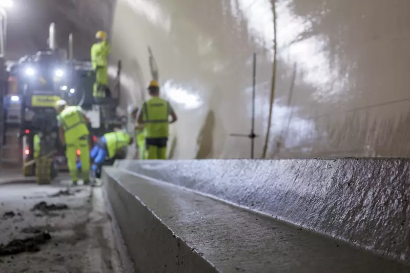An einem Arbeitstag konnte der SP 33 über 400 m des Bord-Rinnenprofils einbauen.