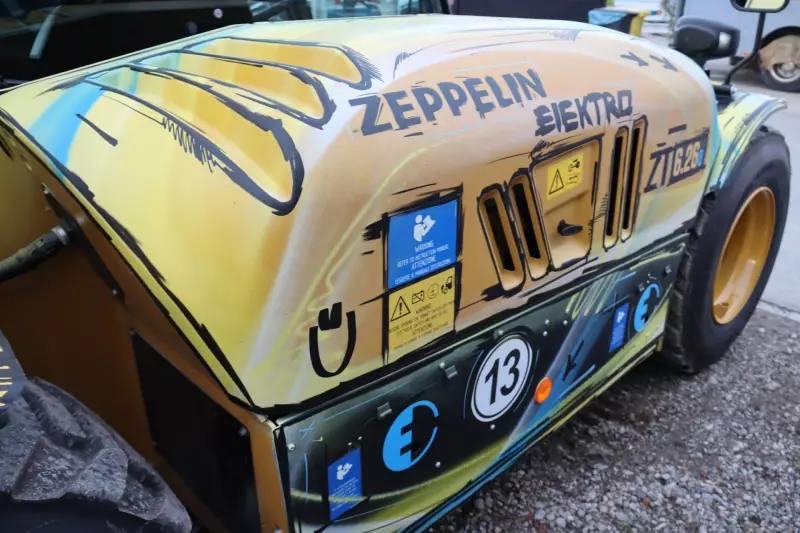 War ein Blickfang auf der Messe RATL: der Zeppelin Elektro-Telehandler ZT 6.26e im Comic-Stil.