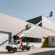 Ausgezeichnet als „Product of the Year – Vehicle/Trailer Mounted“: Die Hubarbeitsbühne PT 25 TJ ist das leistungsstärkste
Modell der 3,5-Tonnen-Klasse von PALFINGER.