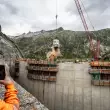 Am 3. September 2024 wurde feierlich der mit Pyrotechnik und buntem Rauch in Szene gesetzte letzte Betonkübel in die Staumauer eingebracht. Damit ging die rund sechsjährige Bauzeit der neuen Spitallamm-Staumauer zu Ende.
