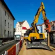 Nicht nur in der Innenstadt von Nürnberg gibt es Baustellen, wo nur der HYDREMA den Einsatz mit schwerem Gerät sicherstellen kann.
