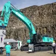 Echte Power: Der Kobelco SK850LC-11 war im Messe-Steinbruch auf ureigenem Terrain.