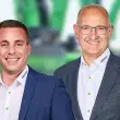 Die neuen Geschäftsführer der SENNEBOGEN Vertriebs GmbH & Co. KG in Steinach: Peter Kröninger (links) und Christian Kaiser (rechts)