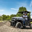 Die 28 PS des Einzylinder-Benziners schieben in Verbindung mit dem automatisch geregelten Allradantrieb kräftig an. Foto: Polaris