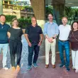 Das Webfleet-Team in Barcelona (v. l.): Marc Notenboom, Director Product Management, Dana Schmidt, Regional Marketing Manager Central Region, Wolfgang Schmid, Head of Central Region DACH & Nordics, Michiel Ooms, Vice President Value Proposition Management, Jan-Maarten de Vries, President of Fleet Management Solutions at Bridgestone und CEO Webfleet, sowie Dolores de la Cruz Quintela, Inside Sales Lead EU und Site Owner. Foto: Treffpunkt.Bau