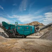 Backenbrechanlage: Powerscreen Premiertrak 600. Backenbrechanlage: Powerscreen Premiertrak 600.