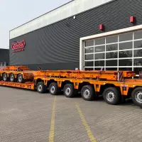 Die Titschkus & Wittrock GmbH & Co. KG aus Stuhr hat ihr Fahrzeugportfolio um ein nutzlastoptimiertes Nooteboom-Tiefbett vom Typ Euro-143-46 ICP erweitert, das sich dank variabler Ladebettlänge und Kurzkuppelstück flexibel vom 4+6-Achs-Tiefbett zum 10-achsigen Satteltieflader umrüsten lässt.