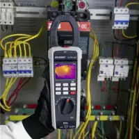 Hotspot-Erkennung ohne Berührung, Neutralleiter-Messung, Oberschwingungsanalyse – alles in einem Gerät: Die neue Stromzange VC-791 wurde speziell für die Anforderungen moderner Instandhaltungsszenarien konzipiert. Hotspot-Erkennung ohne Berührung, Neutralleiter-Messung, Oberschwingungsanalyse – alles in einem Gerät: Die neue Stromzange VC-791 wurde speziell für die Anforderungen moderner Instandhaltungsszenarien konzipiert.